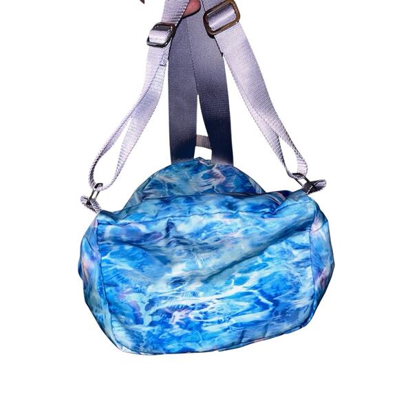 Lululemon Ivivva Girl's Backpack Blue Water Tie Dye Print - Picture 3 of 7